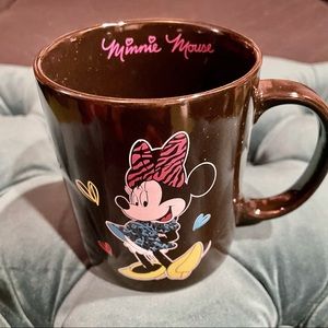 New Black Minnie Mouse mug w/ autograph on interior
